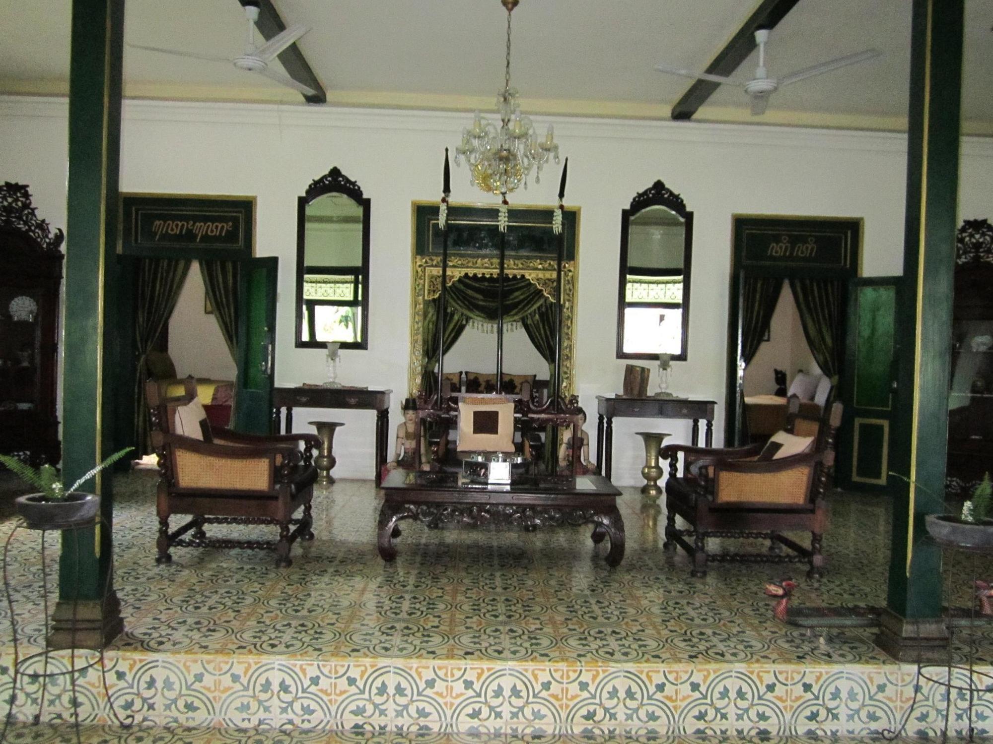 Ndalem Gamelan Apartment Yogyakarta Exterior photo